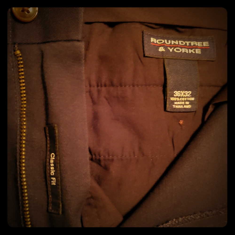 Roundtree and Yorke navy dress pant